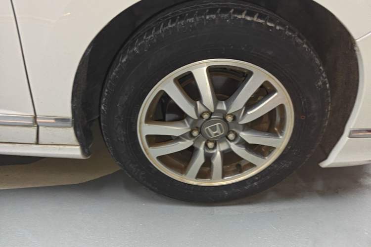 Used Honda Spirior 2017 2.0L Classic Edition Right Front Wheel Hub
