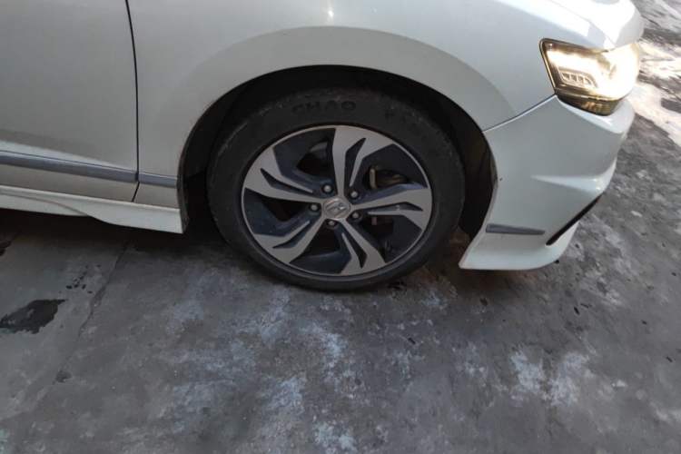 Used Honda Spirior 2017 2.4L Luxury Edition Right Front Wheel Hub