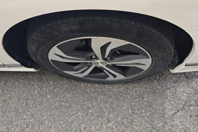 Used Honda Spirior 2017 Hybrid 2.0L Pure Edition Right Front Wheel Hub