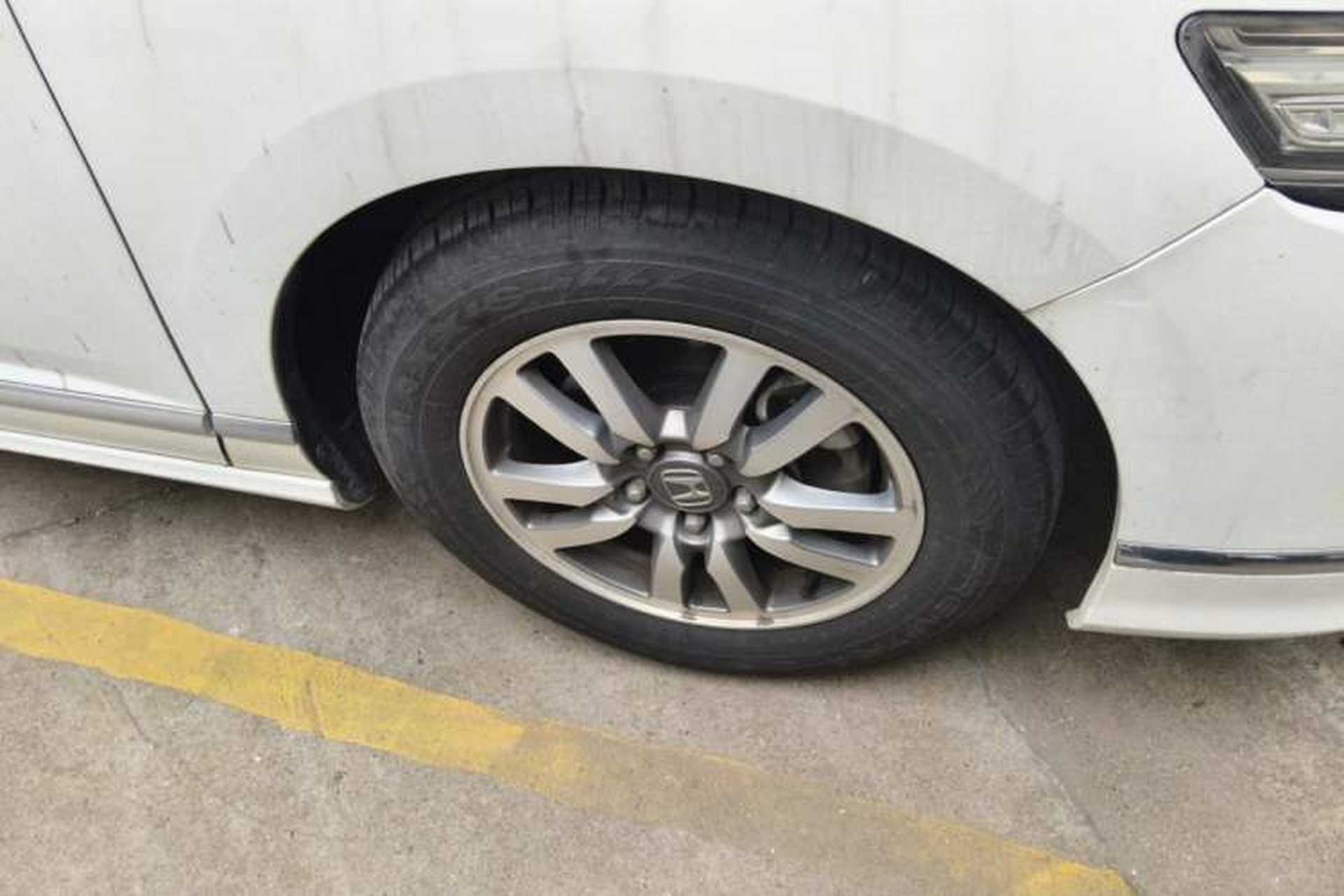 Used Honda Spirior 2017 2.0L Classic Edition Right Front Wheel Hub