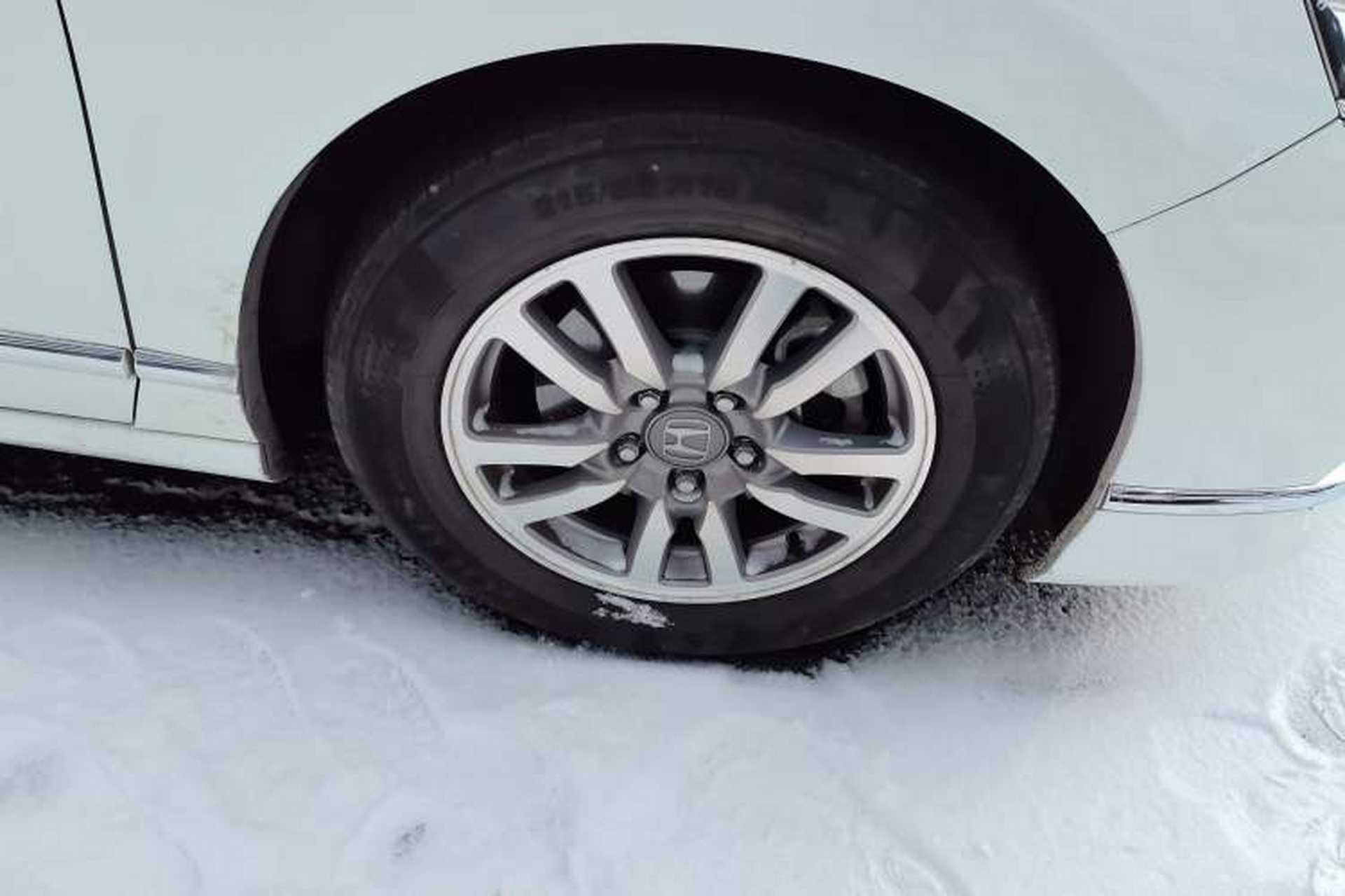 Used Honda Spirior 2017 2.0L Classic Edition Right Front Wheel Hub