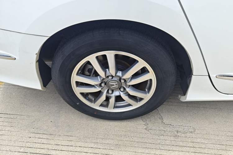 Used Honda Spirior 2017 2.0L Comfort Edition Right Rear Wheel Hub