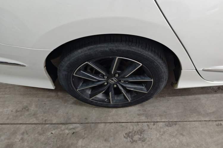 Used Honda Spirior 2017 2.0L Comfort Edition Right Rear Wheel Hub