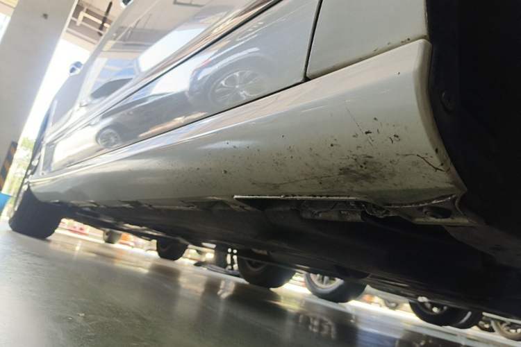 Used Honda Spirior 2017 2.0L Comfort Edition Right Side Sill