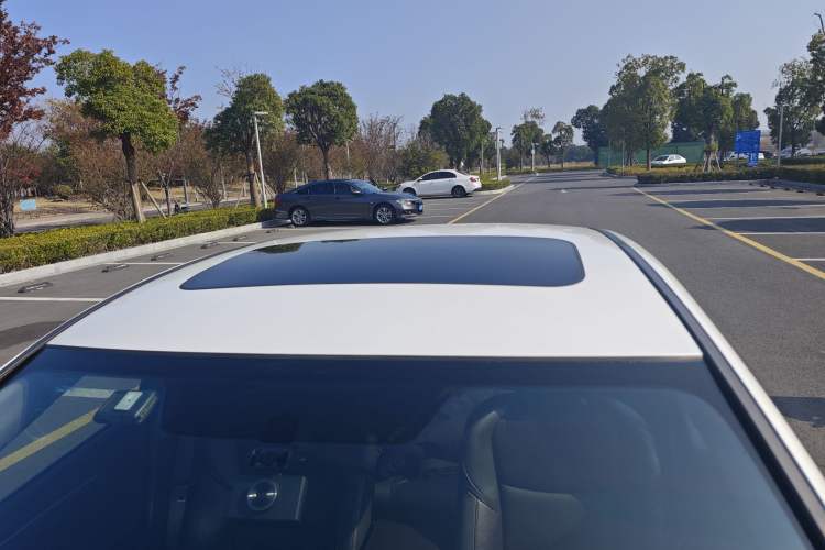 Used Honda Spirior 2017 2.0L Classic Edition Roof