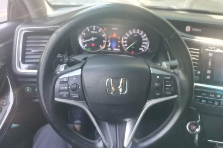 Used Honda Spirior 2017 2.4L Luxury Edition Steering Wheel