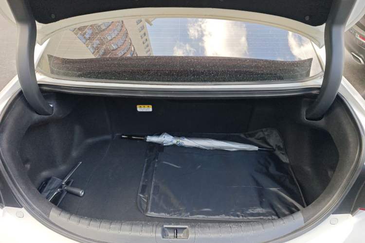 Used Honda Spirior 2017 Hybrid 2.0L Pure Drive Edition Trunk