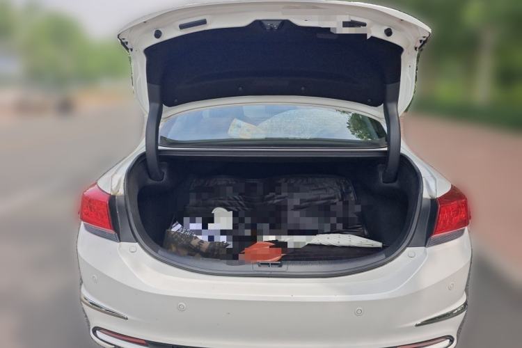 Used Honda Spirior 2017 Hybrid 2.0L Pure Edition Trunk