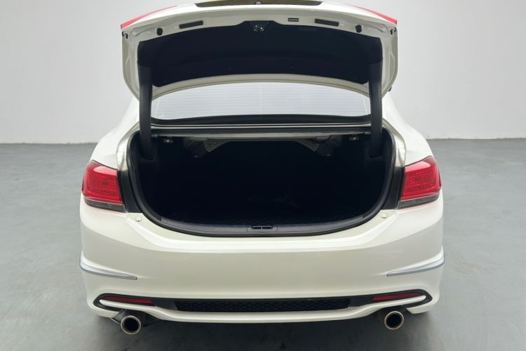 Used Honda Spirior 2017 2.0L Comfort Edition Trunk