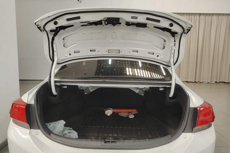 Used Honda Spirior 2017 2.0L Classic Edition Trunk