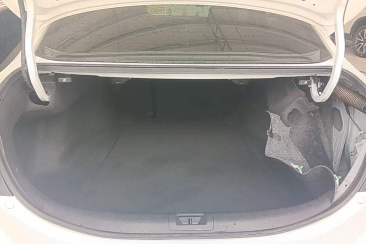 Used Honda Spirior 2017 2.0L Classic Edition Trunk