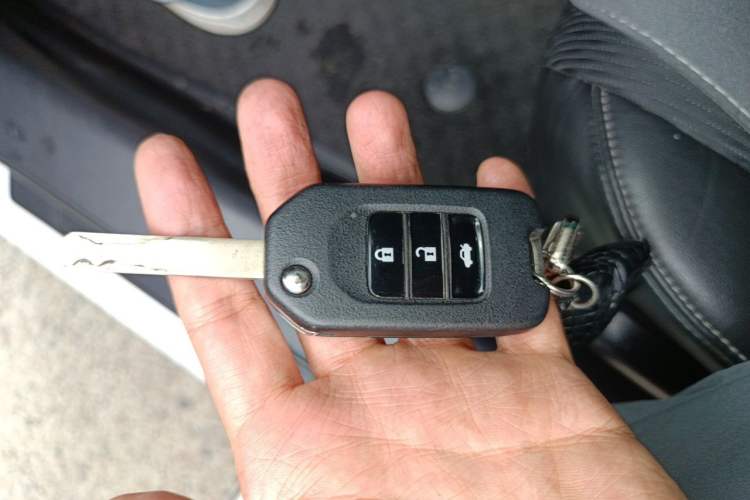 Used Honda Spirior 2017 2.0L Classic Edition Vehicle Key
