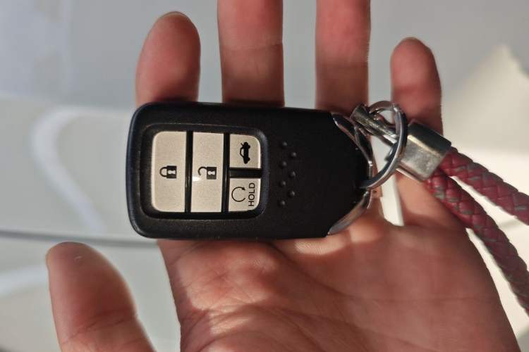 Used Honda Spirior 2017 Hybrid 2.0L Pure Drive Edition Vehicle Key