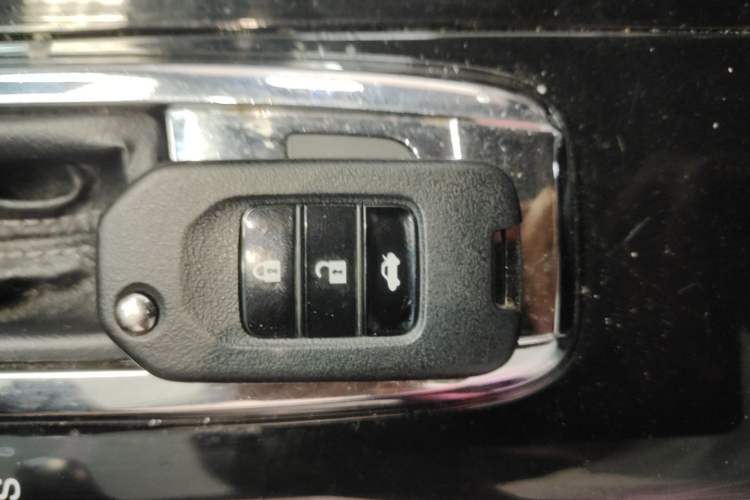 Used Honda Spirior 2017 2.0L Classic Edition Vehicle Key