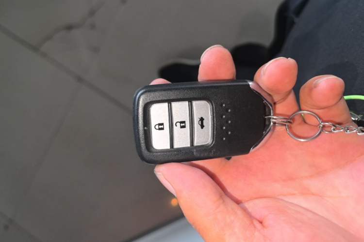 Used Honda Spirior 2017 2.4L Luxury Edition Vehicle Key