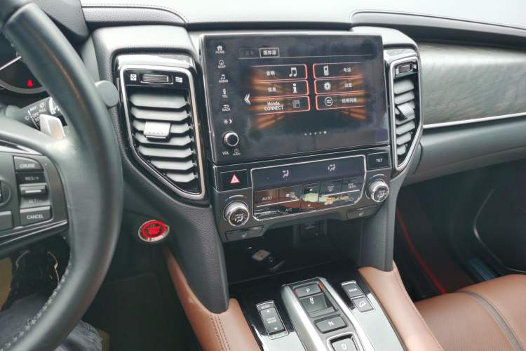 Used Honda UR-V 2020 370TURBO Four-Wheel Drive Prestige Edition Audio And AC Panel