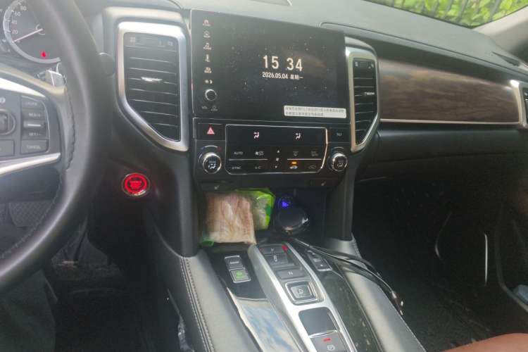 Used Honda UR-V 2017 370TURBO 2WD Prestige Edition China V Audio And AC Panel