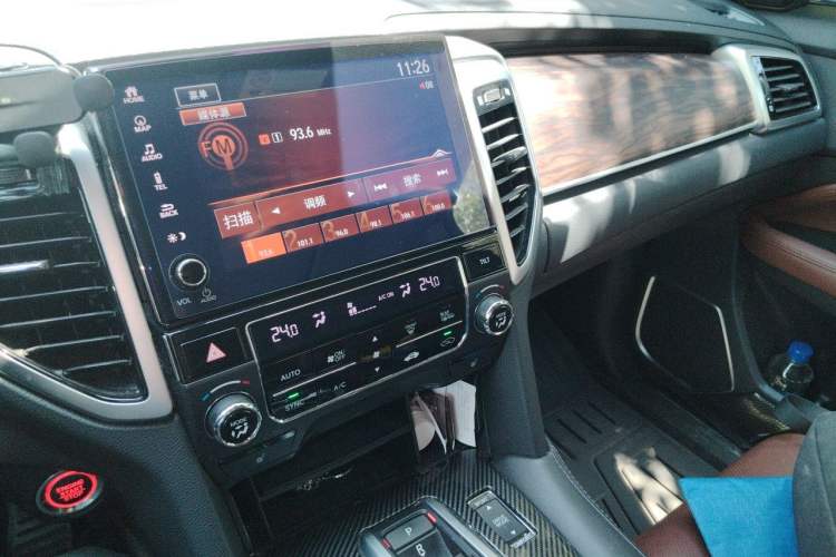 Used Honda UR-V 2017 370TURBO Four-Wheel Drive Prestige Edition China V Audio And AC Panel