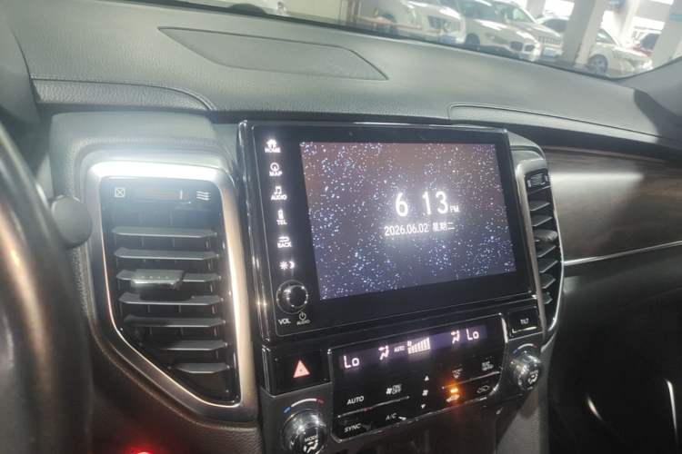 Used Honda UR-V 2017 370TURBO Four-Wheel Drive Prestige Edition China V Audio And AC Panel