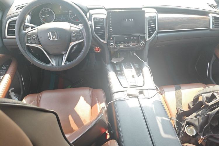 Used Honda UR-V 2017 370TURBO Four-Wheel Drive Prestige Edition China V Center Console