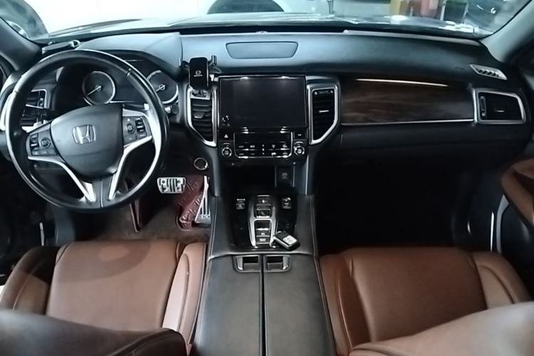 Used Honda UR-V 2017 370TURBO 2WD Prestige Edition China V Center Console