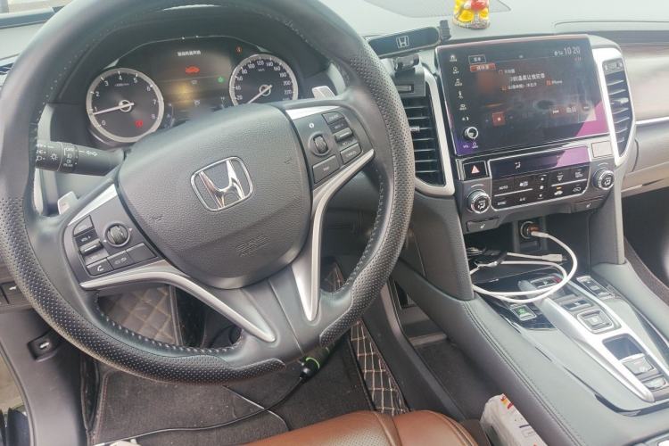 Used Honda UR-V 2017 370TURBO 2WD Prestige Edition China V Center Console