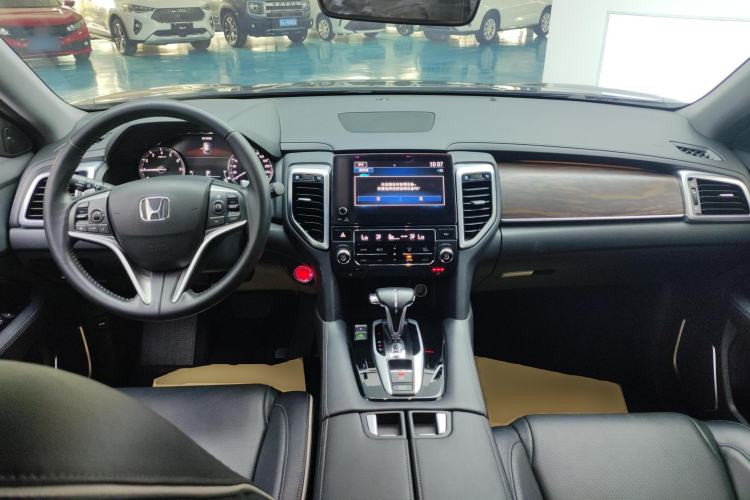 Used Honda UR-V 2017 240TURBO Two-Wheel Drive Luxury Edition China V Center Console