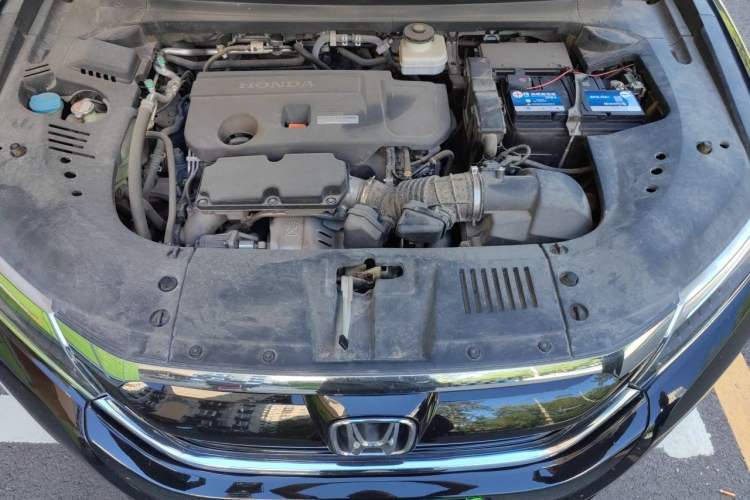 Used Honda UR-V 2017 370TURBO Four-Wheel Drive Prestige Edition China V Engine Bay