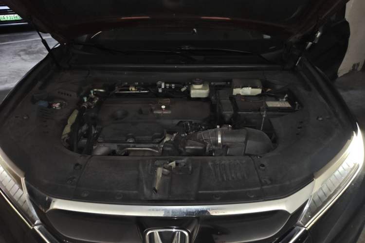 Used Honda UR-V 2017 370TURBO Four-Wheel Drive Prestige Edition China V Engine Bay