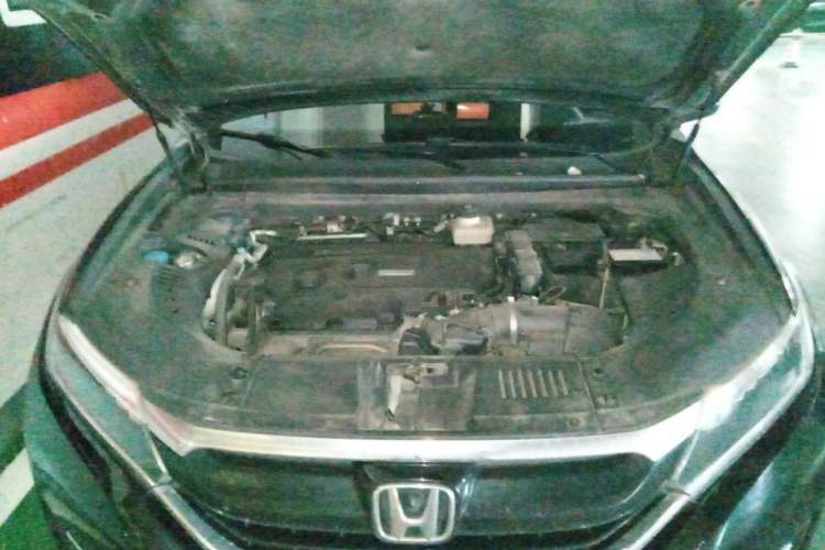 Used Honda UR-V 2017 370TURBO 2WD Prestige Edition China V Engine Bay