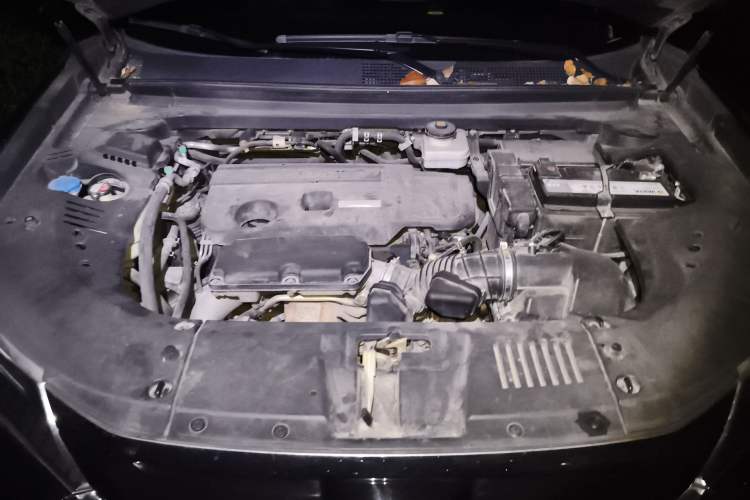 Used Honda UR-V 2017 370TURBO Four-Wheel Drive Prestige Edition China V Engine Bay