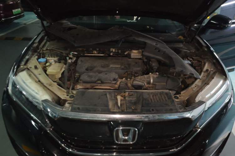 Used Honda UR-V 2017 370TURBO 2WD Prestige Edition China V Engine Bay