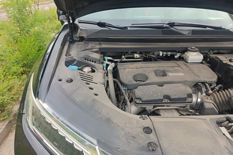 Used Honda UR-V 2017 370TURBO 2WD Prestige Edition China V Engine Bay Right
