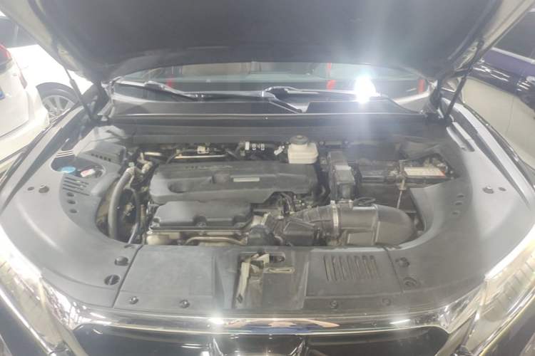 Used Honda UR-V 2017 370TURBO Four-Wheel Drive Prestige Edition China V Engine Bay