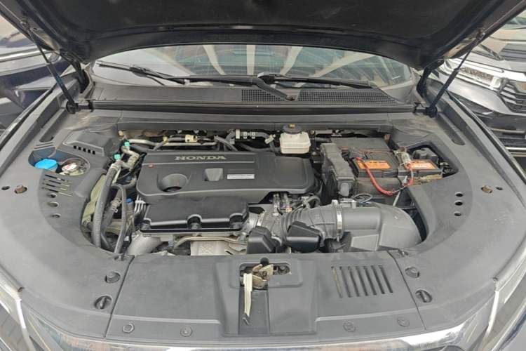 Used Honda UR-V 2017 370TURBO Four-Wheel Drive Prestige Edition China V Engine Bay