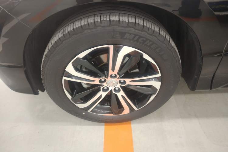 Used Honda UR-V 2017 370TURBO Four-Wheel Drive Prestige Edition China V Exterior 3