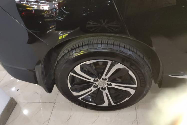 Used Honda UR-V 2017 370TURBO Four-Wheel Drive Prestige Edition China V Exterior 5