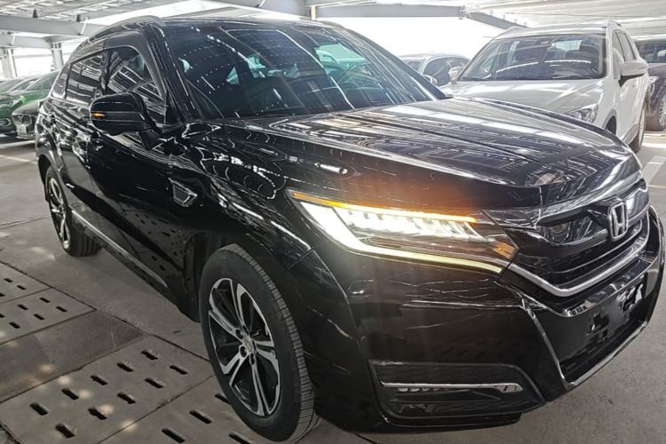 Used Honda UR-V 2017 370TURBO 2WD Prestige Edition China V Front Right 45 Deg
