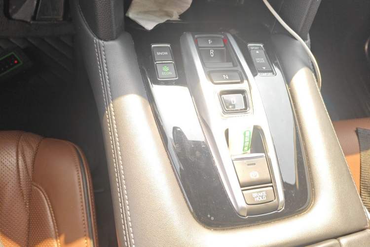 Used Honda UR-V 2017 370TURBO Four-Wheel Drive Prestige Edition China V Gear Lever