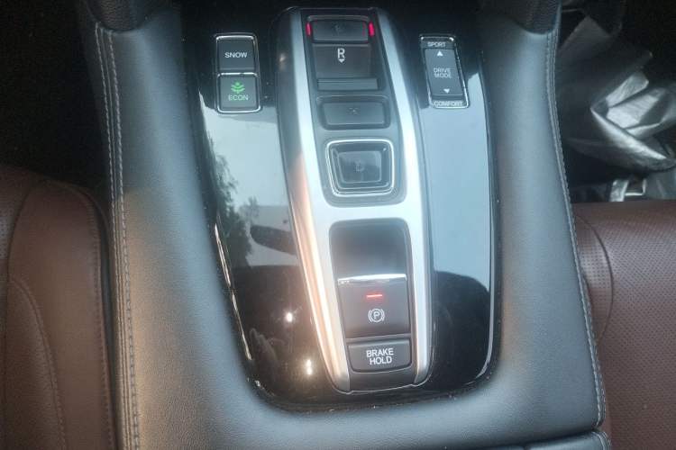 Used Honda UR-V 2017 370TURBO 2WD Prestige Edition China V Gear Lever