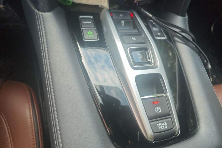 Used Honda UR-V 2017 370TURBO 2WD Prestige Edition China V Gear Lever
