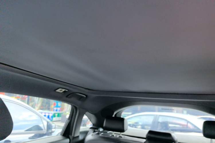 Used Honda UR-V 2017 240TURBO Two-Wheel Drive Luxury Edition China V Headliner