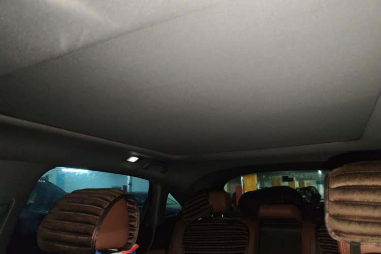 Used Honda UR-V 2017 370TURBO 2WD Prestige Edition China V Headliner