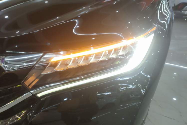 Used Honda UR-V 2017 370TURBO Four-Wheel Drive Prestige Edition China V Left Front Headlight