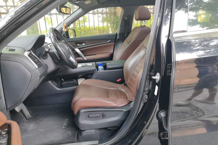 Used Honda UR-V 2017 370TURBO Four-Wheel Drive Prestige Edition China V Left Front Seat