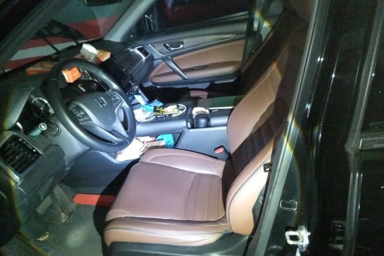 Used Honda UR-V 2017 370TURBO 2WD Prestige Edition China V Left Front Seat