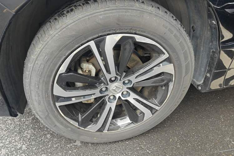 Used Honda UR-V 2017 370TURBO Four-Wheel Drive Prestige Edition China V Left Front Wheel Hub