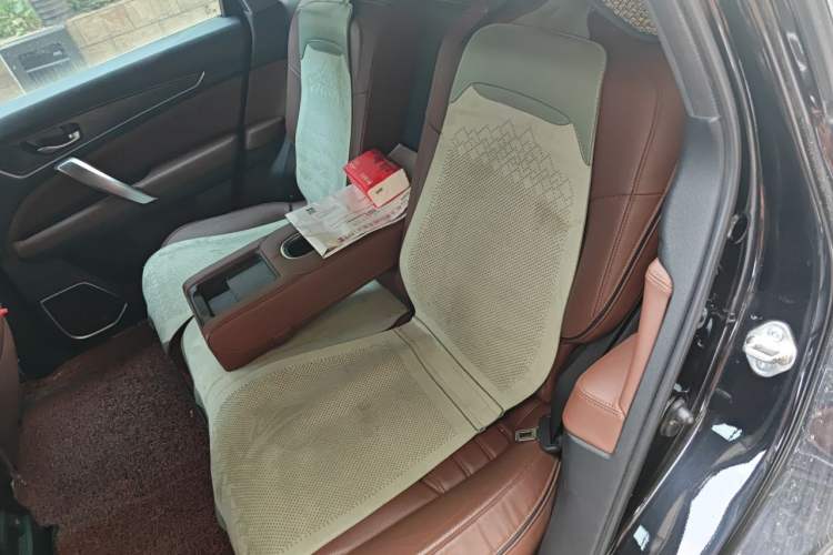 Used Honda UR-V 2017 370TURBO 2WD Prestige Edition China V Left Rear Seat