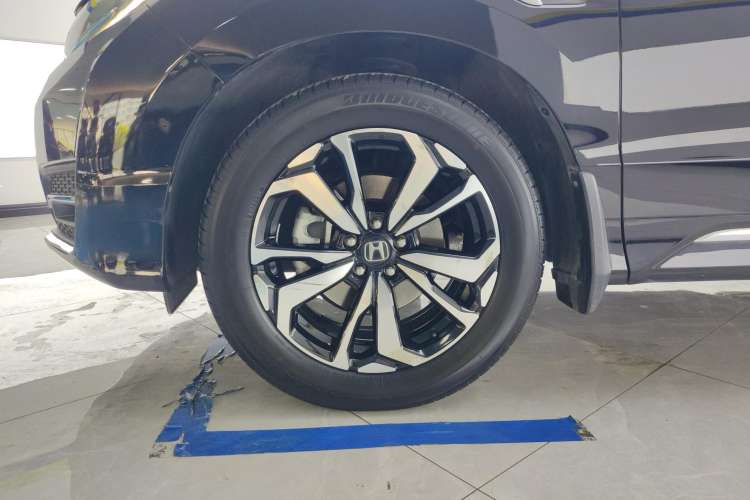 Used Honda UR-V 2017 240TURBO Two-Wheel Drive Luxury Edition China V Left Rear Wheel Hub