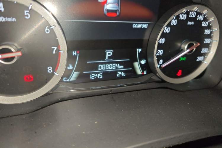 Used Honda UR-V 2017 370TURBO 2WD Prestige Edition China V Odometer Close Up